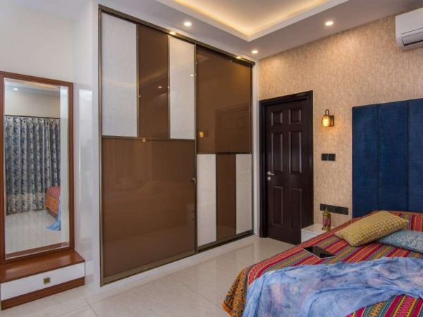 4 BHK