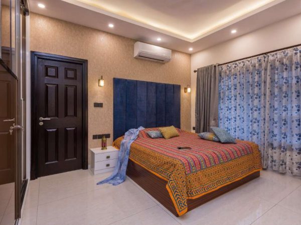 4 BHK
