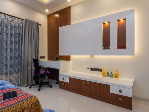4 BHK